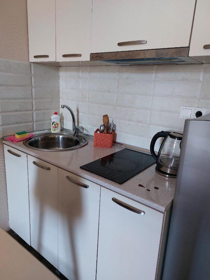 City Centre Apartment Batumi Bagian luar foto