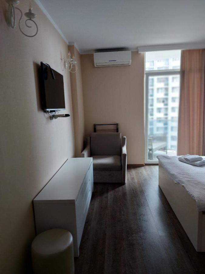 City Centre Apartment Batumi Bagian luar foto